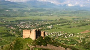 068680700_1447826486-South-Ossetia-Ksani-fortress-landscape