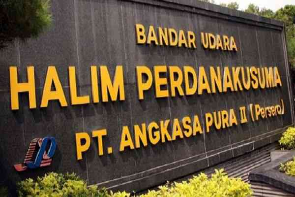 Pesawat Keluar Jalur, Jadwal Penerbangan Di Halim Berubah