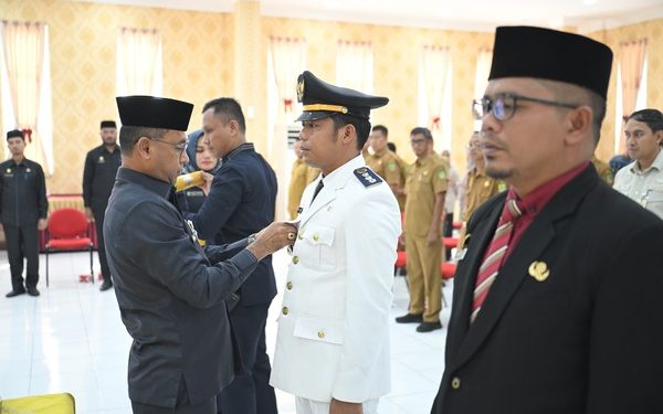 Sekda Rohil : Pejabat Administrasi Rohil Diharapkan Tingkatkan Profesionalisme dalam Mengelola Pelayanan Publik