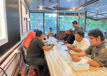 Gubernur Abdul Wahid Pertegas Konflik Tanah Ulayat LPHD Rantau Kasih Harus Diselesaikan Secara Adat