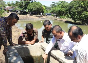 Pemkab Rohul Tinjau Pemanfaatan Air Irigasi di Rambah Samo untuk Antisipasi Kemarau