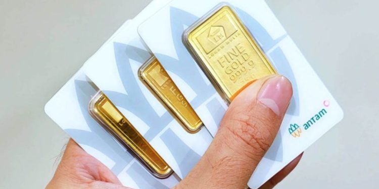 Harga Emas Antam 4 Agustus 2025, 1 Gram Turun Jadi Rp1.946.000