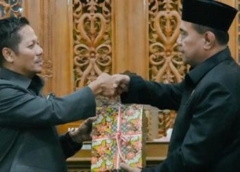 Pemkab Kuansing Tandatangani Nota Kesepakatan Perubahan APBD 2025 untuk Kepentingan Publik