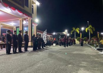 Wabup Misharti Resmi Lepas Pawai Obor Malam Taptu di Mapolres Kampar