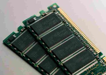 Ledakan AI Picu Krisis RAM dan SSD, Harga PC dan Laptop Terancam Melonjak
