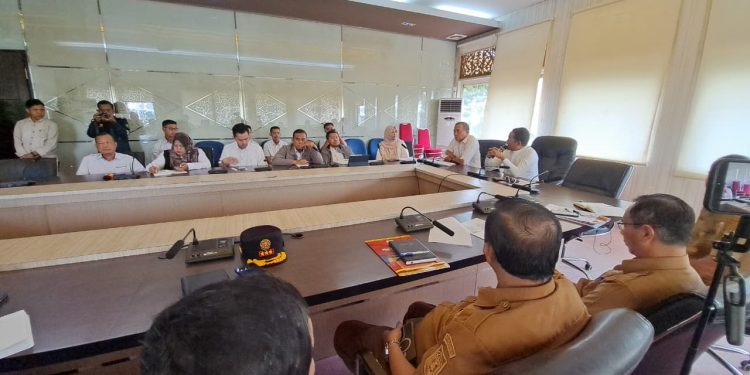Banjir Sungai Kampar Jadi Perhatian, Bupati Zukri Susun Langkah Penanganan Bersama BWS Sumatera III