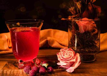 Tips Anti Aging Alami dari Nutrisi, Tidur, hingga Manajemen Stres