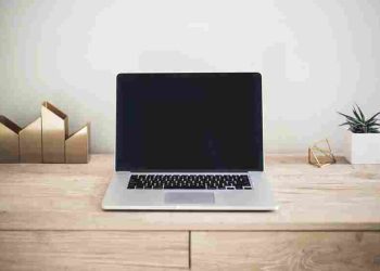 Jangan Tunggu Rusak! Ini 10 Cara Merawat Laptop agar Awet Bertahun-tahun