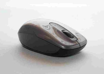 Bukan Ponsel, Kini Mouse yang Bisa Dilipat: Logitech Hadirkan Perangkat Saku dengan Baterai Tahan Sebulan