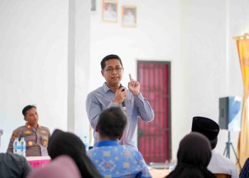Wabup Jhony Charles dan Kapolsek Panipahan Rangkul Guru Madrasah, Tekankan Bahaya Narkoba hingga HIV/AIDS