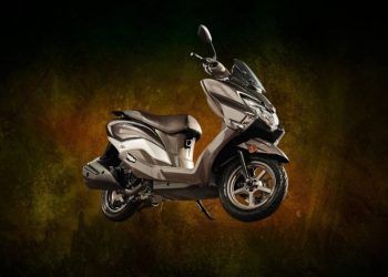Suzuki Burgman 125 EX, Skutik Maxi yang Nyaman Dikendarai dan Tetap Irit BBM