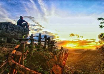 Watu Payung Jogja, Destinasi Alam dengan Panorama Pegunungan Sewu yang Memesona