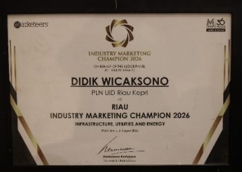 Perkuat Transformasi Layanan, PLN UID Riau dan Kepri Raih Penghargaan Riau Industry Marketing Champion 2026