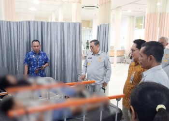 Pastikan Jaminan Perawatan Berjalan Baik, Direksi Jasa Raharja Tinjau Korban KMP Putri Yasmin di Rumah Sakit Mataram